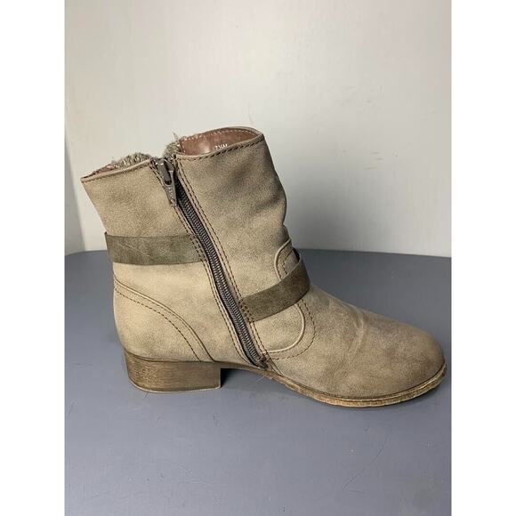 Womens Ankle Boots With Side Zipper & Buckle Detail Size 7.5 - Picture 7 of 8